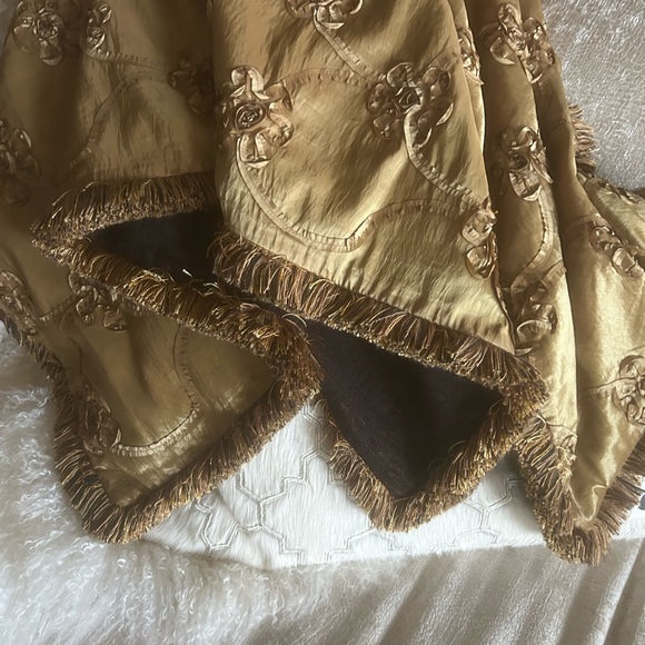 Stunning Golden Floral Poly/Silk Custom Made Throw, 52 x 60. Chenille Lining. - Picture 3 of 14